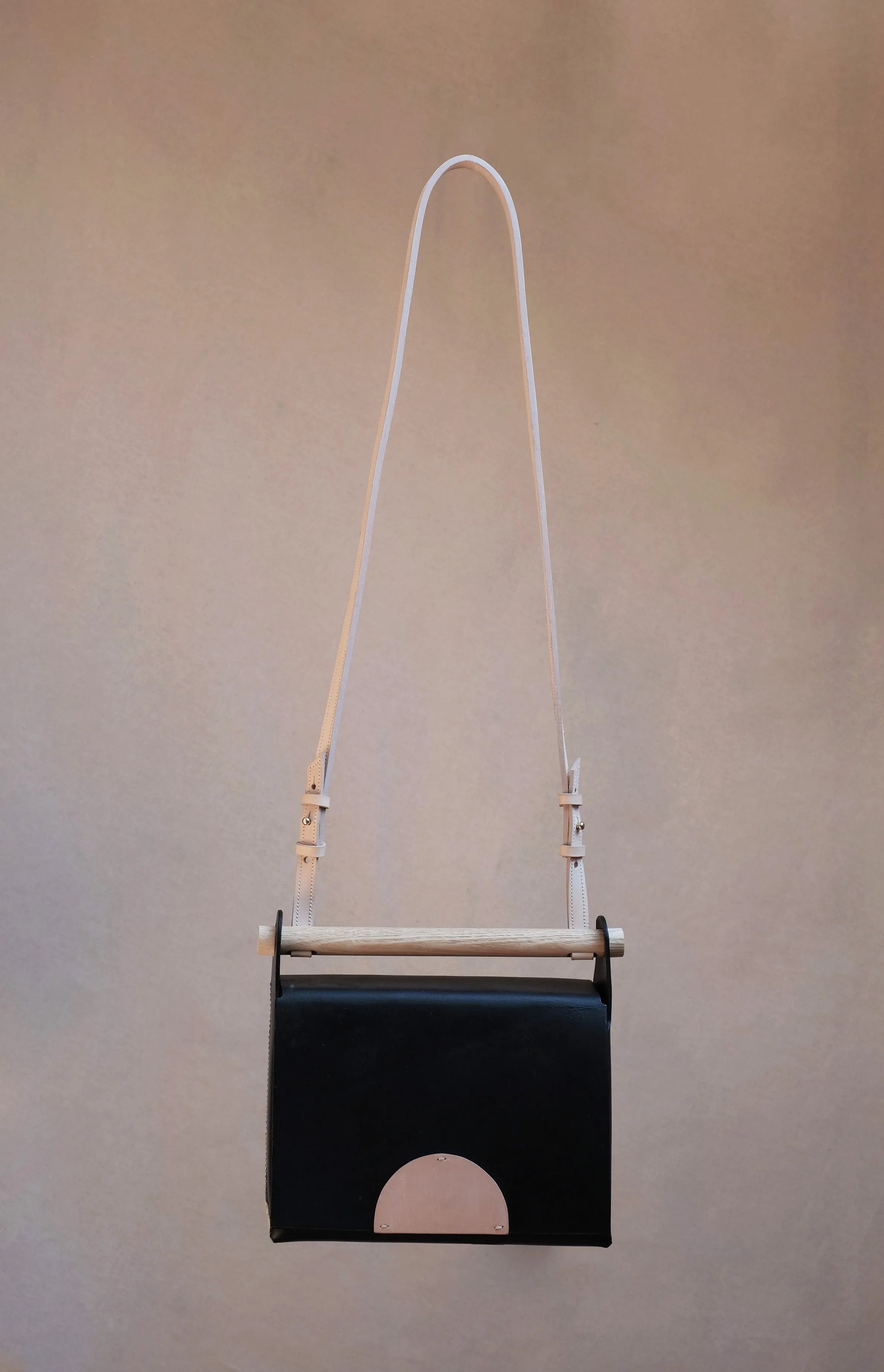 Bolso Hejduk rectangular color negro